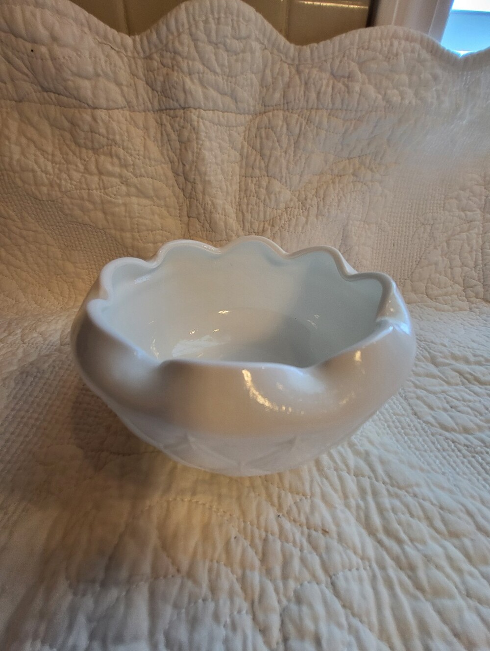 White Ceramic Scalloped Decorative Bowl 3.25 x 6 Inches